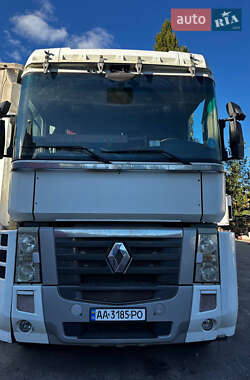 Тягач Renault Magnum 2008 в Києві