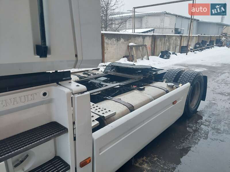 Тягач Renault Magnum 2008 в Ивано-Франковске
