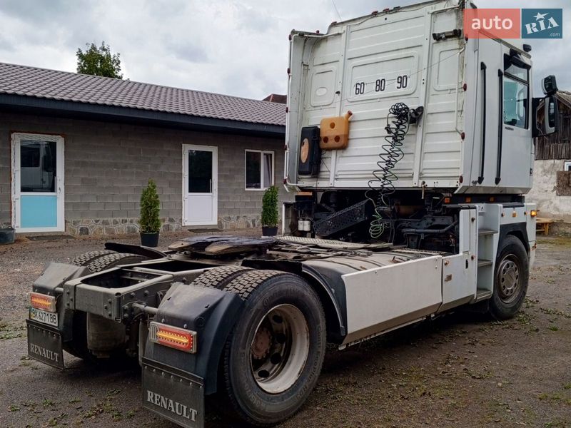 Тягач Renault Magnum 2004 в Рокитном