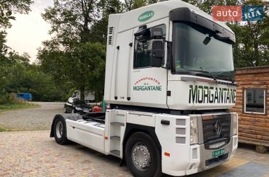 Тягач Renault Magnum 2011 в Шепетівці