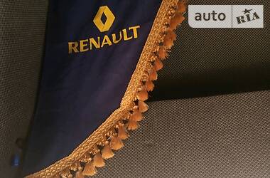 Тентований Renault Manager 1995 в Кельменцях