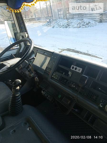 Тентований Renault Manager 1995 в Кельменцях
