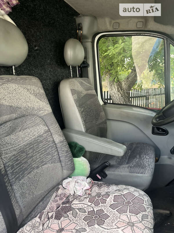 Вантажний фургон Renault Mascott 2006 в Корсунь-Шевченківському