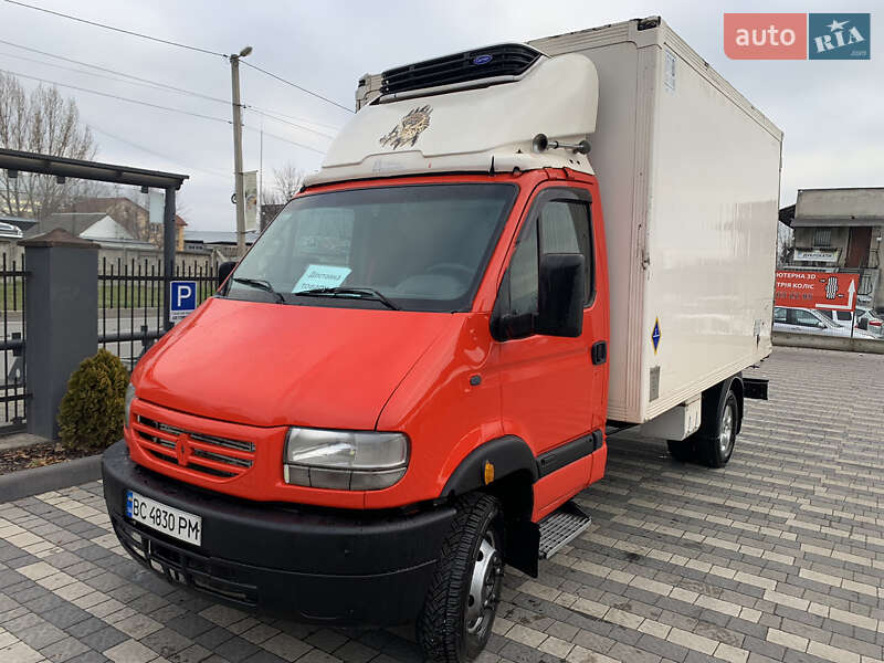 Renault Mascott 2002
