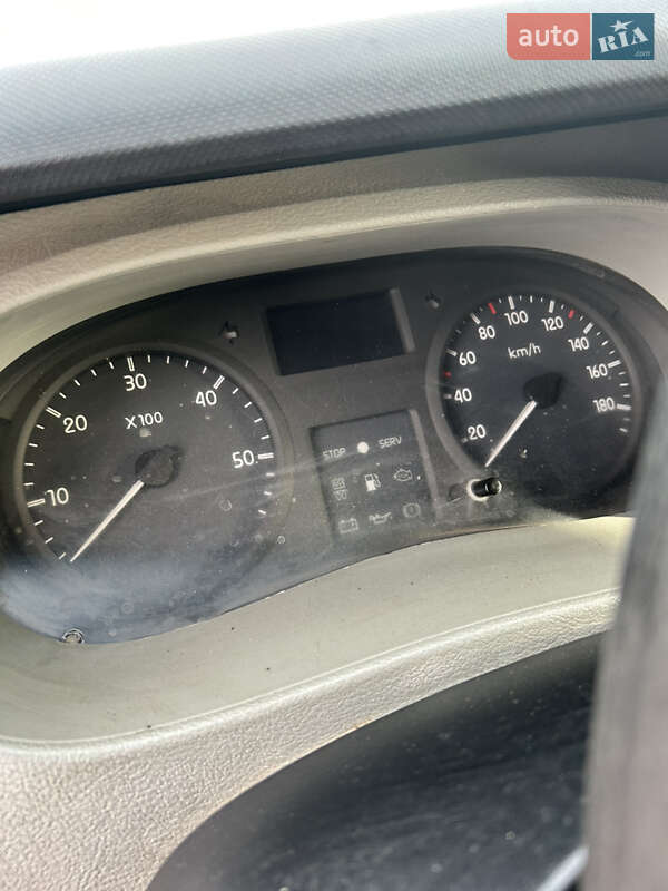 Грузовой фургон Renault Mascott 2006 в Полтаве