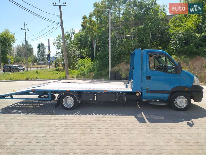 Автовоз Renault Mascott 2006 в Николаеве