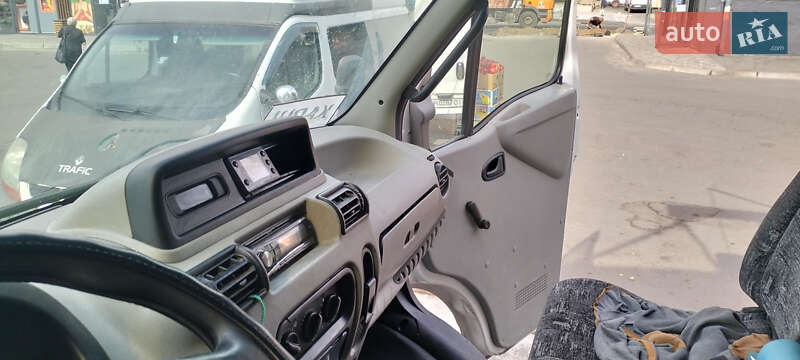 Рефрижератор Renault Mascott 2002 в Днепре