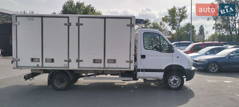 Рефрижератор Renault Mascott 2002 в Днепре