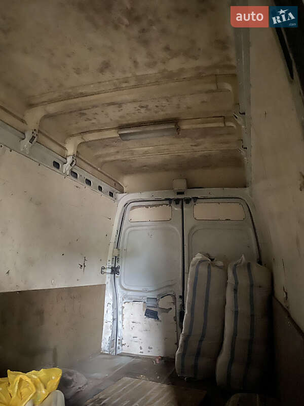 Грузовой фургон Renault Mascott 2004 в Житомире