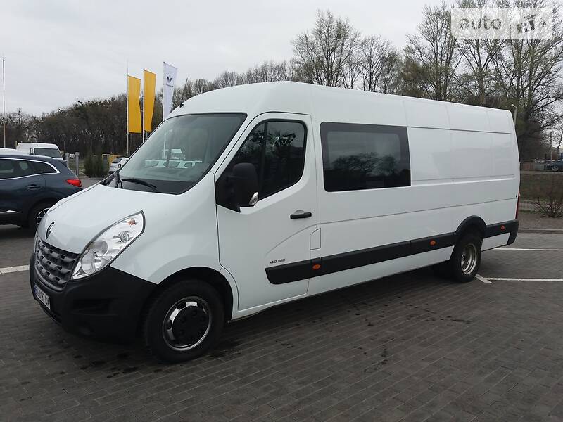 Грузопассажирский фургон Renault Master 2010 в Полтаве