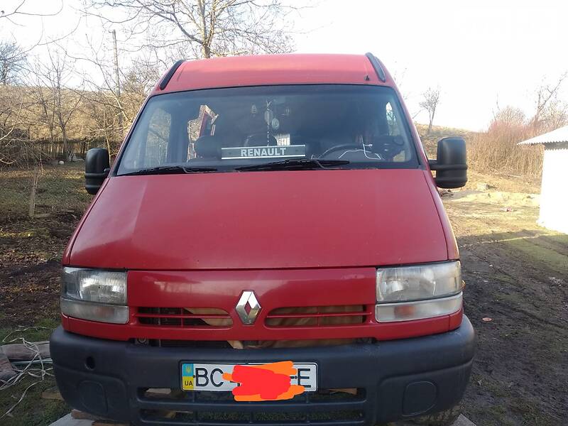 Вантажопасажирський фургон Renault Master 2000 в Львові