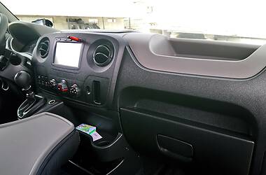Вантажопасажирський фургон Renault Master 2016 в 