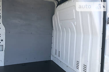 Вантажопасажирський фургон Renault Master 2015 в 