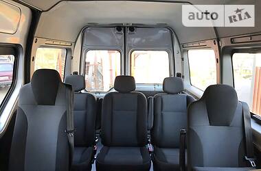 Вантажопасажирський фургон Renault Master 2011 в 
