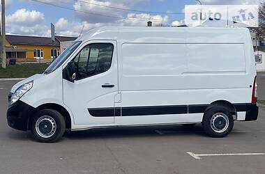 Вантажопасажирський фургон Renault Master 2016 в 