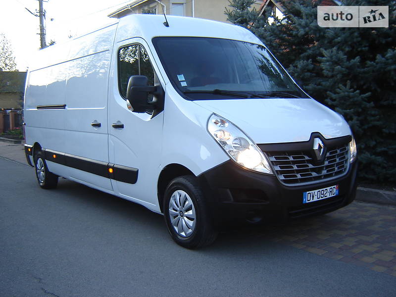 Вантажопасажирський фургон Renault Master 2016 в 
