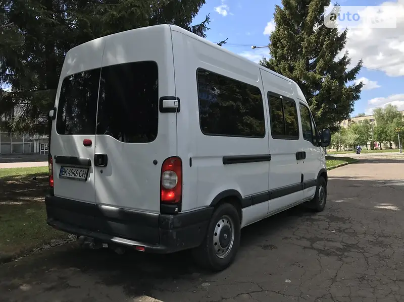 Вантажопасажирський фургон Renault Master 2009 в 