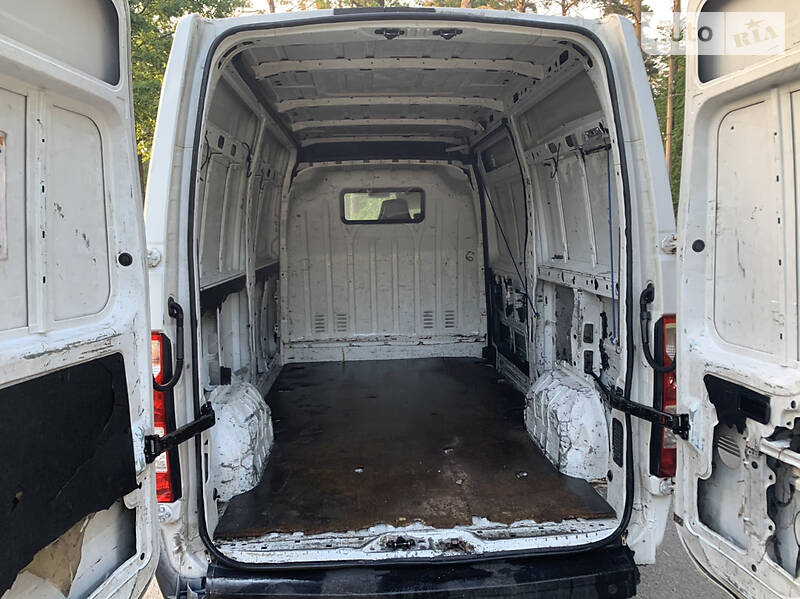 Вантажопасажирський фургон Renault Master 2010 в Києві