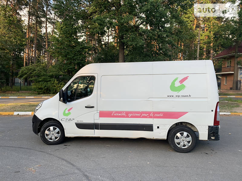 Вантажопасажирський фургон Renault Master 2010 в Києві