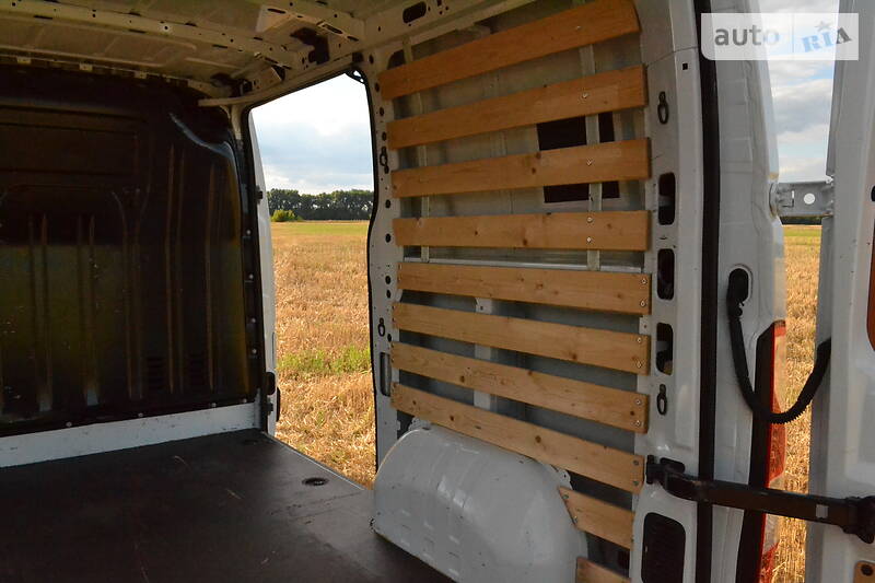 Вантажопасажирський фургон Renault Master 2015 в Броварах фото 28 Вантажопасажирський фургон Renault Master 2015 в Броварах