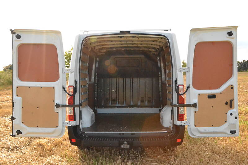 Вантажопасажирський фургон Renault Master 2015 в Броварах фото 32 Вантажопасажирський фургон Renault Master 2015 в Броварах