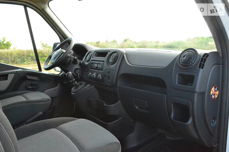 Вантажопасажирський фургон Renault Master 2015 в Броварах фото 45 Вантажопасажирський фургон Renault Master 2015 в Броварах