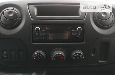 Грузовой фургон Renault Master 2015 в 