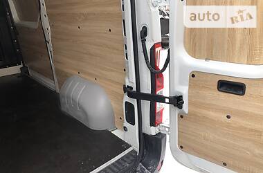 Грузовой фургон Renault Master 2016 в 