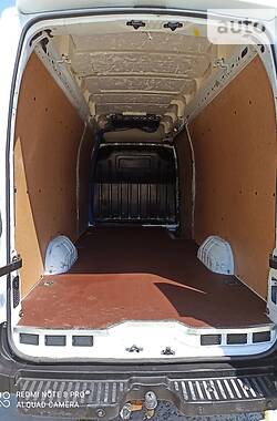 Грузовой фургон Renault Master 2016 в 