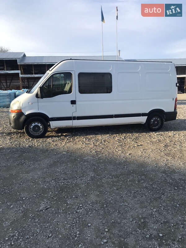 Минивэн Renault Master 2006 в Новоднестровске фото Минивэн Renault Master 2006 в Новоднестровске