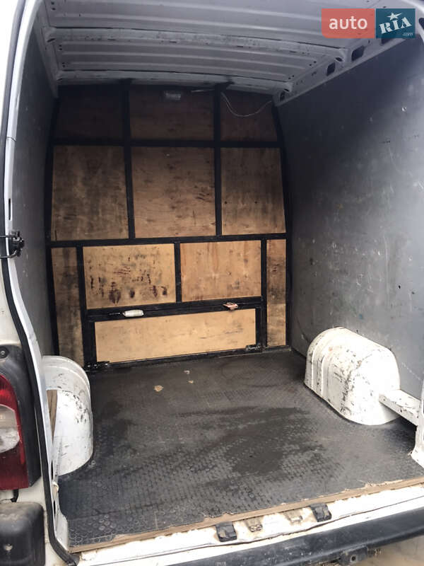 Минивэн Renault Master 2006 в Новоднестровске фото 16 Минивэн Renault Master 2006 в Новоднестровске