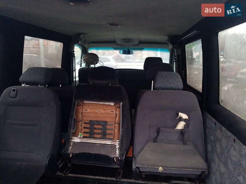 Минивэн Renault Master 2005 в Киеве фото 8 Минивэн Renault Master 2005 в Киеве