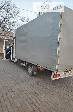 Вантажний фургон Renault Master 2017 в Запоріжжі