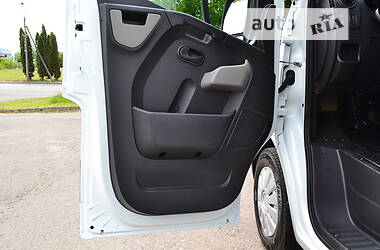 Минивэн Renault Master 2017 в 