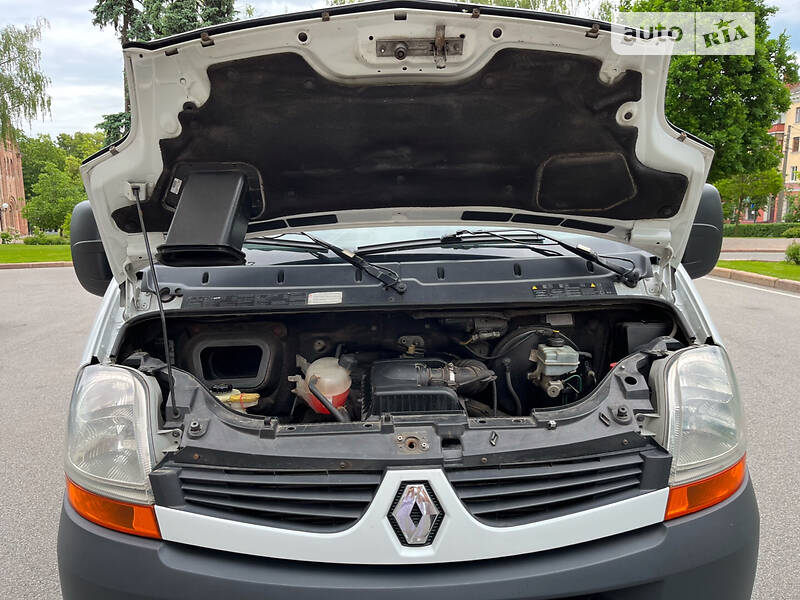 Минивэн Renault Master 2009 в Чернигове