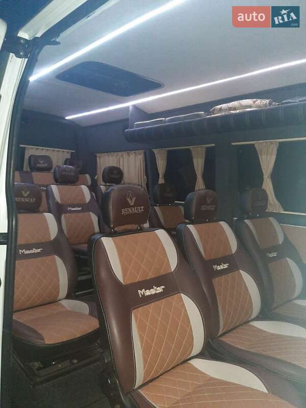 Микроавтобус Renault Master 2016 в Житомире