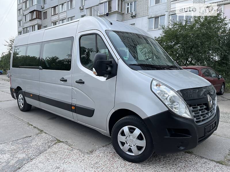 Минивэн Renault Master 2017 в 