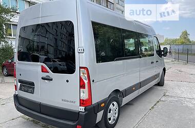 Минивэн Renault Master 2017 в 