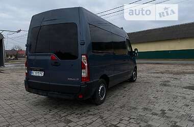Микроавтобус Renault Master 2013 в 