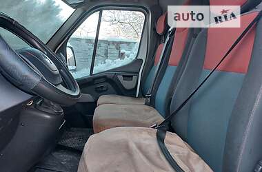 Вантажний фургон Renault Master 2016 в Могилів-Подільському