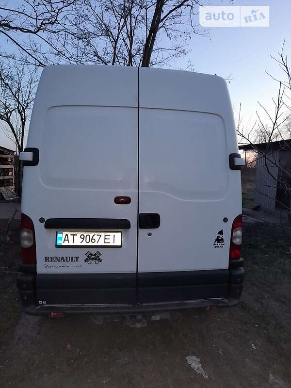 Вантажний фургон Renault Master 2005 в Лисянці