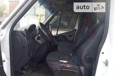 Вантажний фургон Renault Master 2014 в Звягелі