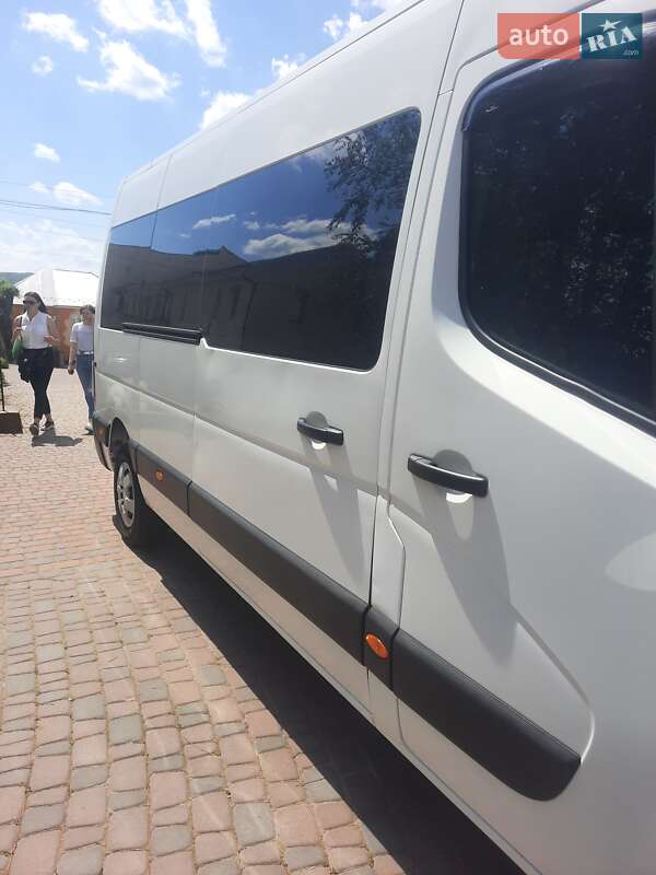 Микроавтобус Renault Master 2015 в Черновцах