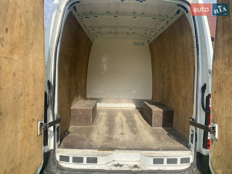 Рефрижератор Renault Master 2015 в Ровно