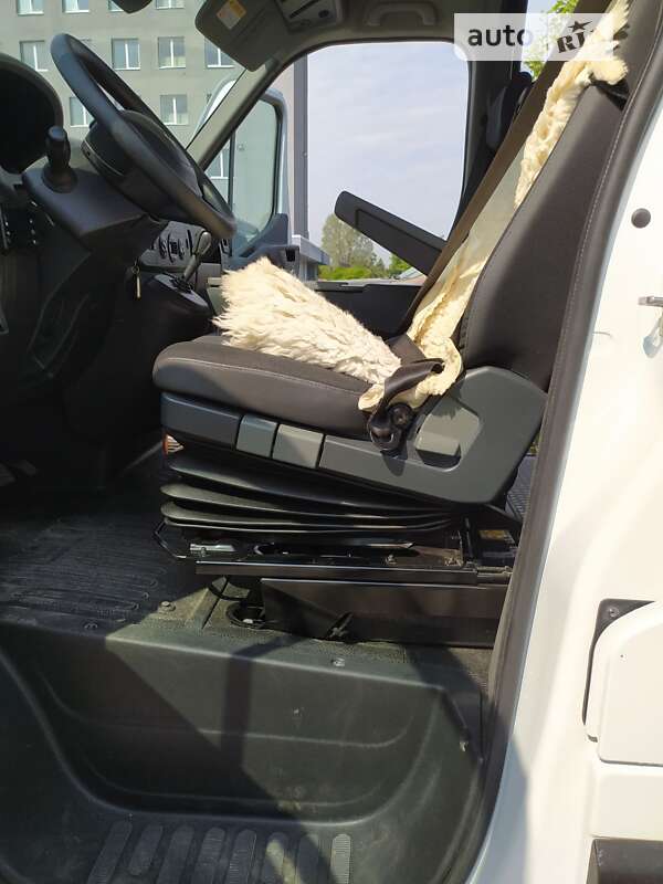 Микроавтобус Renault Master 2017 в Львове фото 42 Микроавтобус Renault Master 2017 в Львове