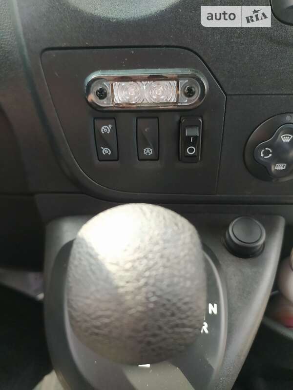 Микроавтобус Renault Master 2017 в Львове фото 78 Микроавтобус Renault Master 2017 в Львове