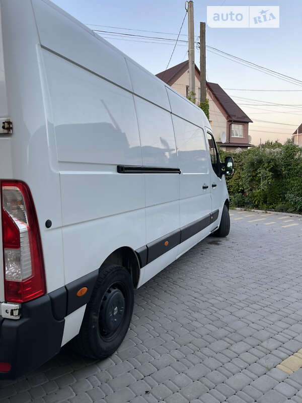 Грузовой фургон Renault Master 2014 в Белой Церкви