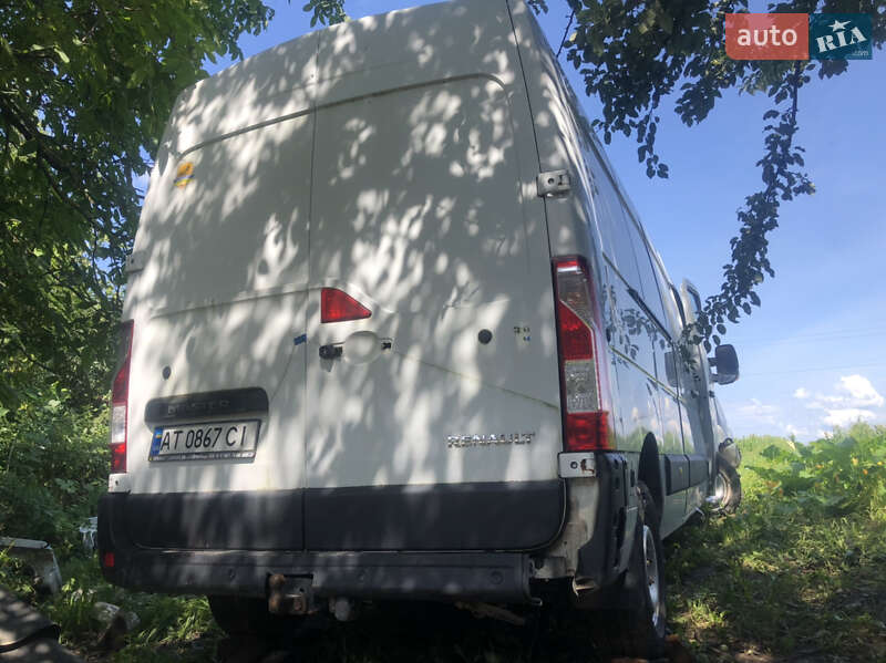 Вантажний фургон Renault Master 2013 в Івано-Франківську