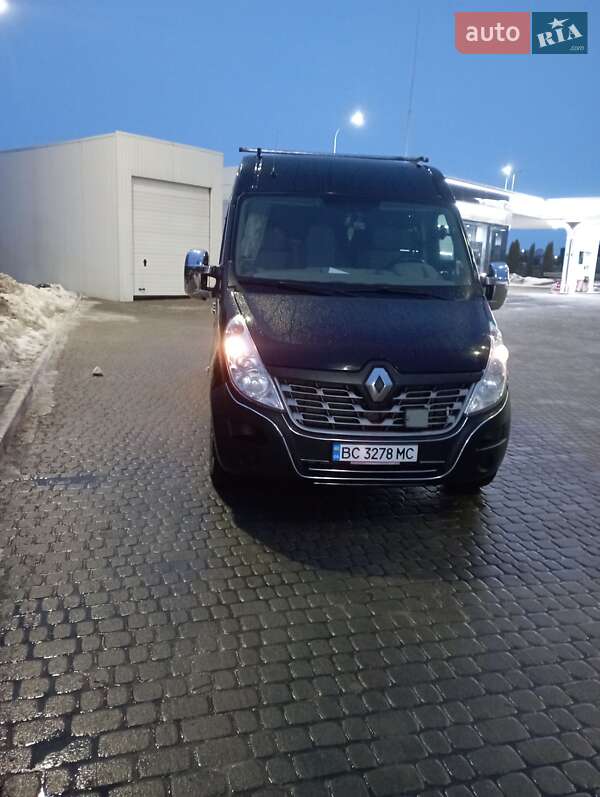 Мікроавтобус Renault Master 2015 в Львові
