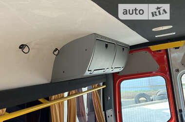 Городской автобус Renault Master 2017 в Днепре